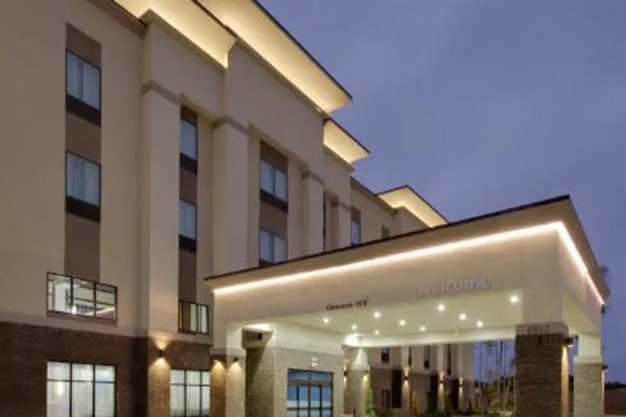 Hampton Inn & Suites Tyler-South Exterior photo